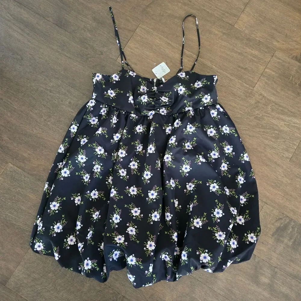 Free People in A Bubble Mini Dress in Black Floral size S New - Picture 5 of 14
